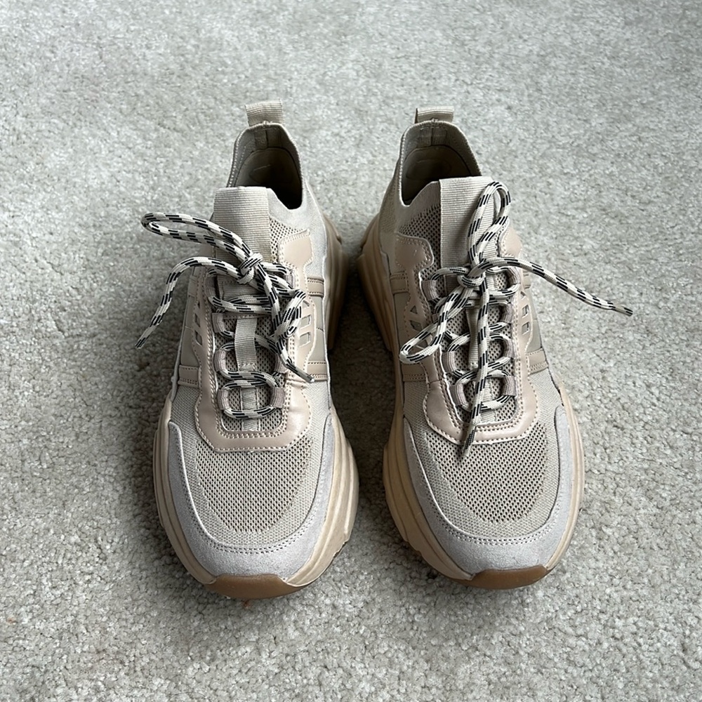 H&M sneakers